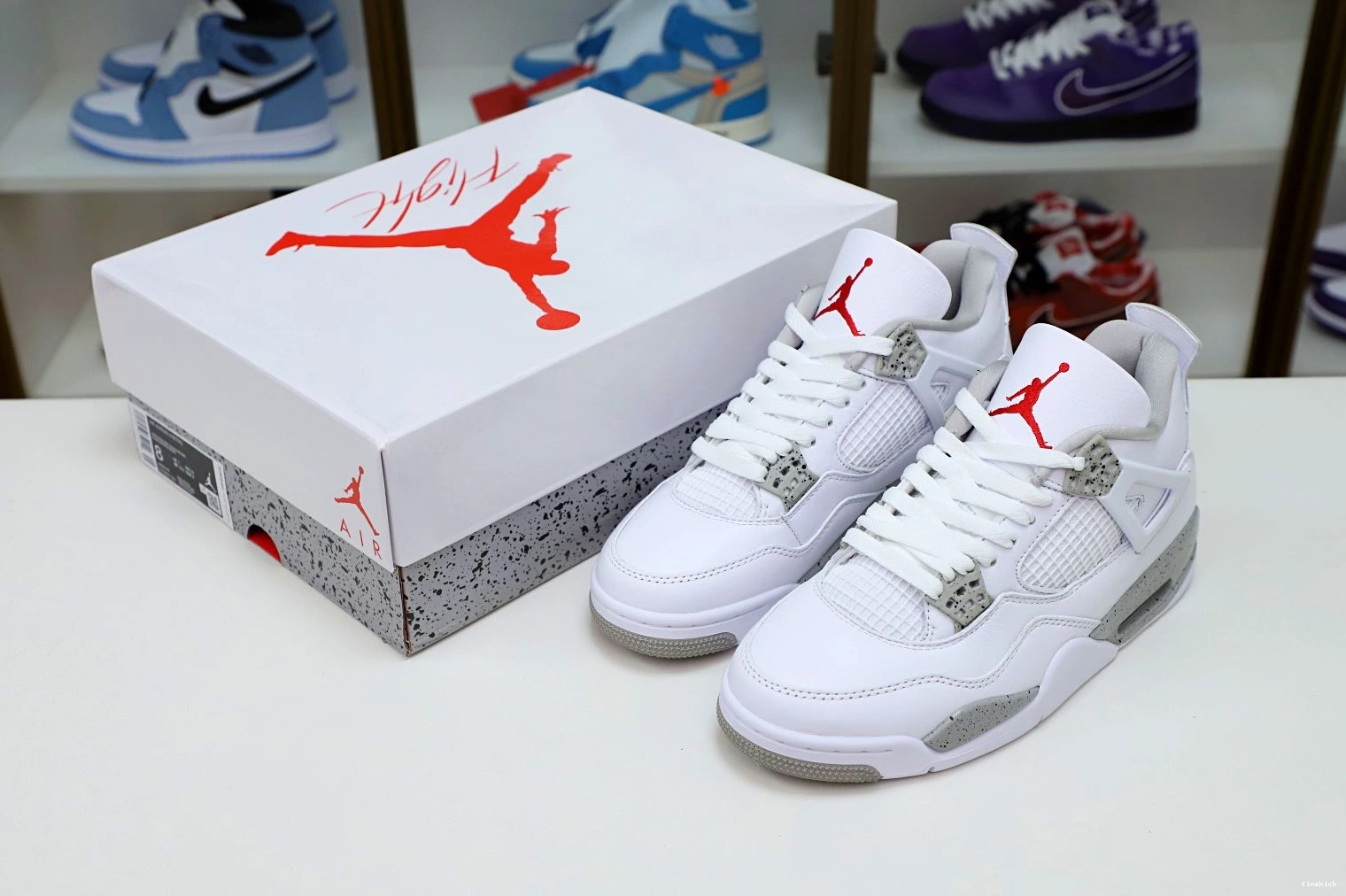 4 JORDAN 'WHITE OREO' RETRO AIR 0725